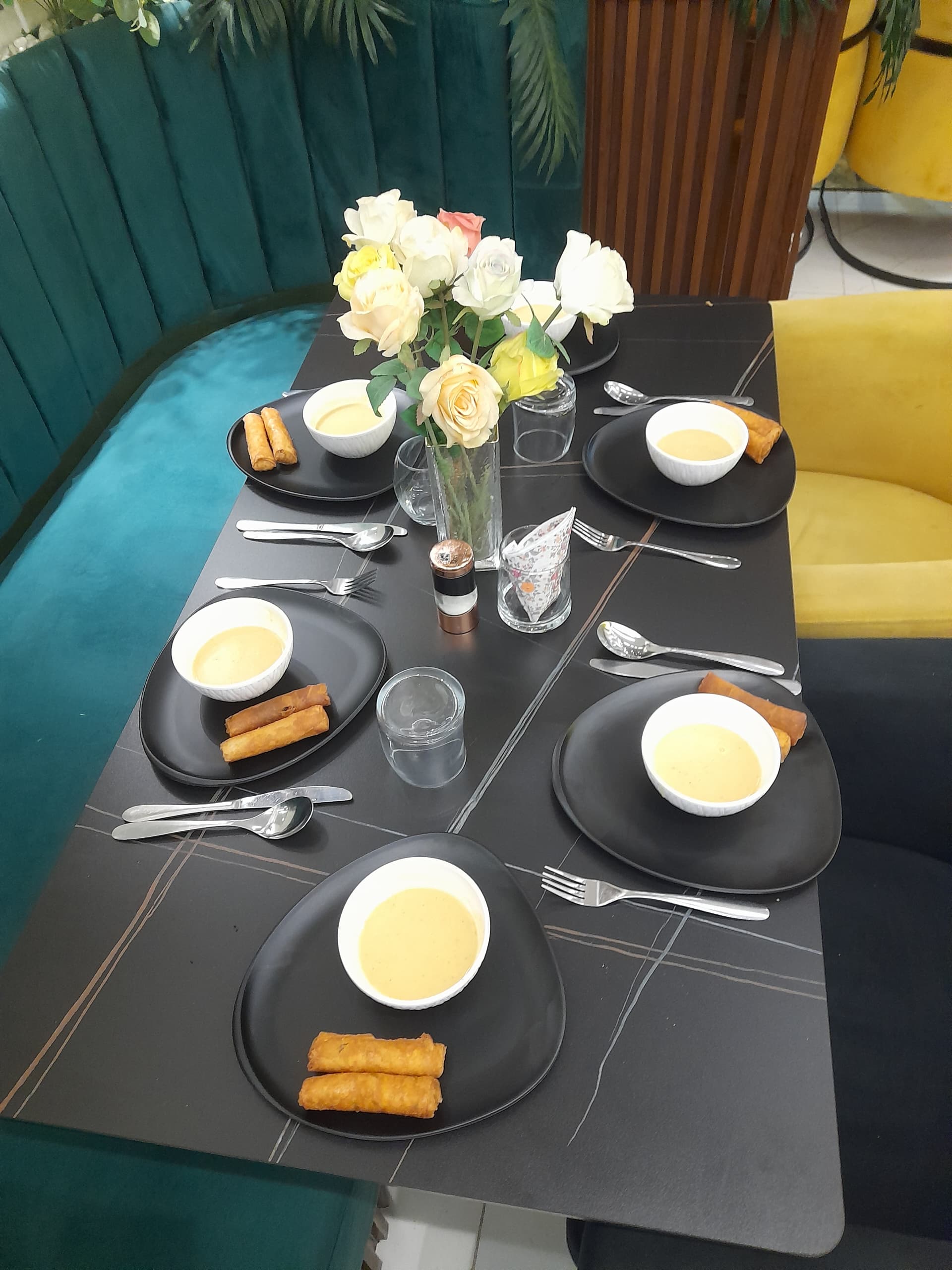 Service de table spécial ramadan 6 assiettes en mélamine + 6 bowls en mélamine