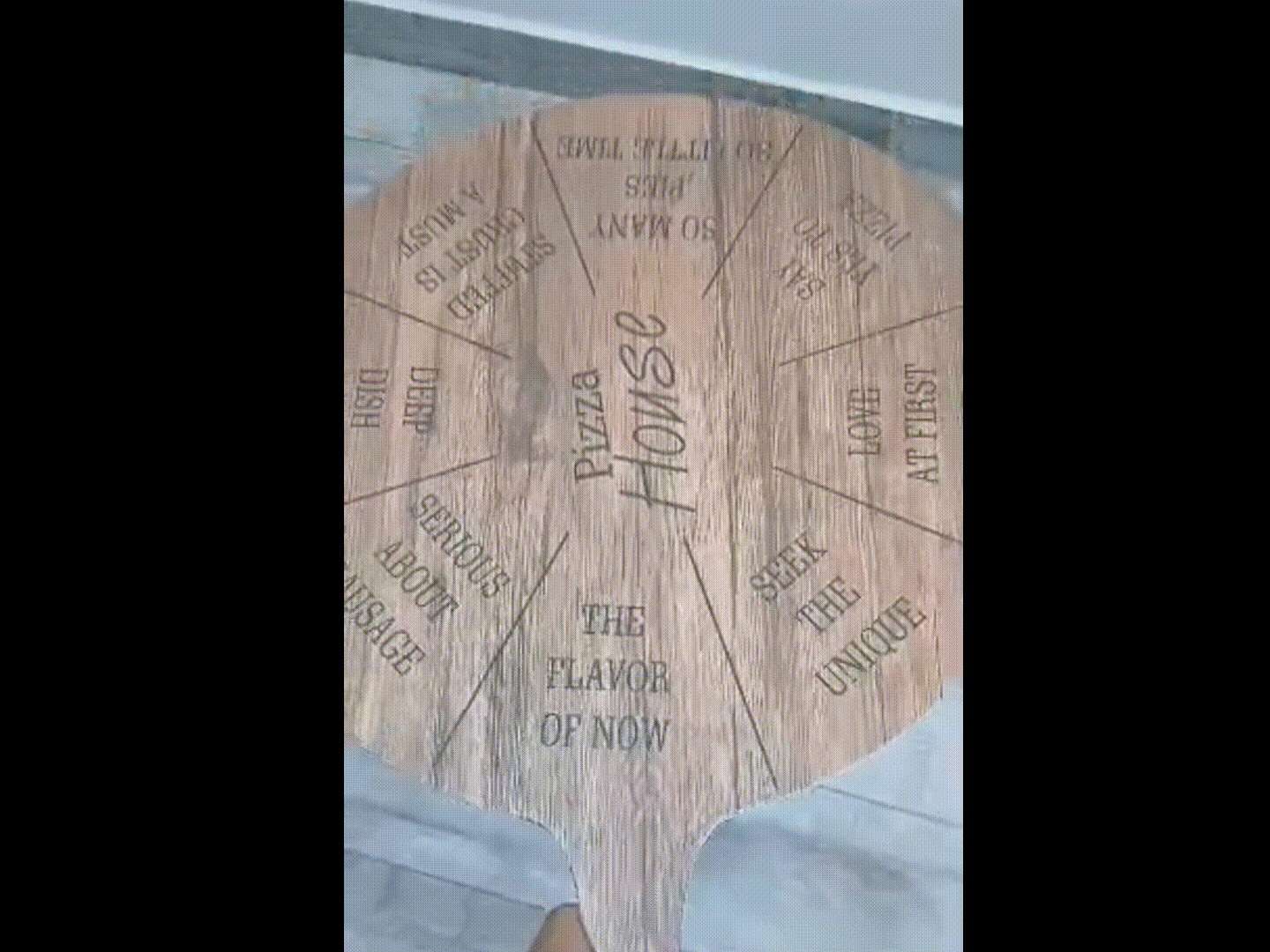 Planche de Service pour Pizza - Mélamine Aspect Bois Naturel